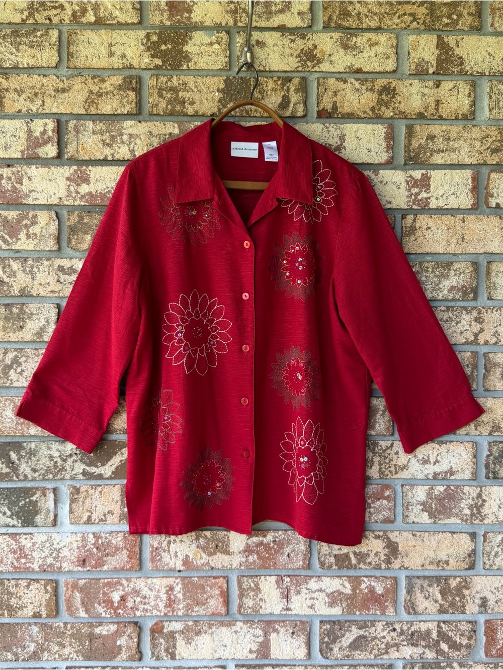 Alfred Dunner 100% Silk Blouse Women’s Size 14 Button Down Embroidered Beauty!